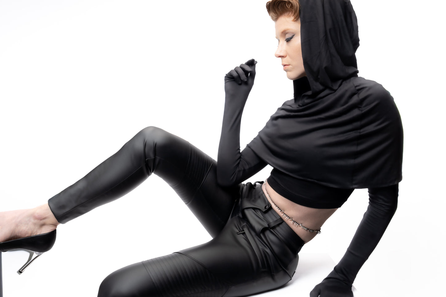Crop Hood with Long Sleeve